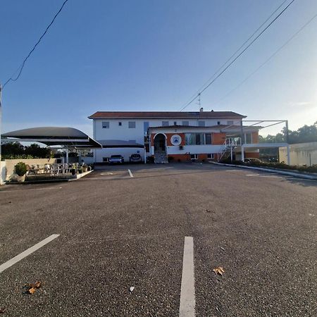ואלנסה Hotel Padre Cruz מראה חיצוני תמונה