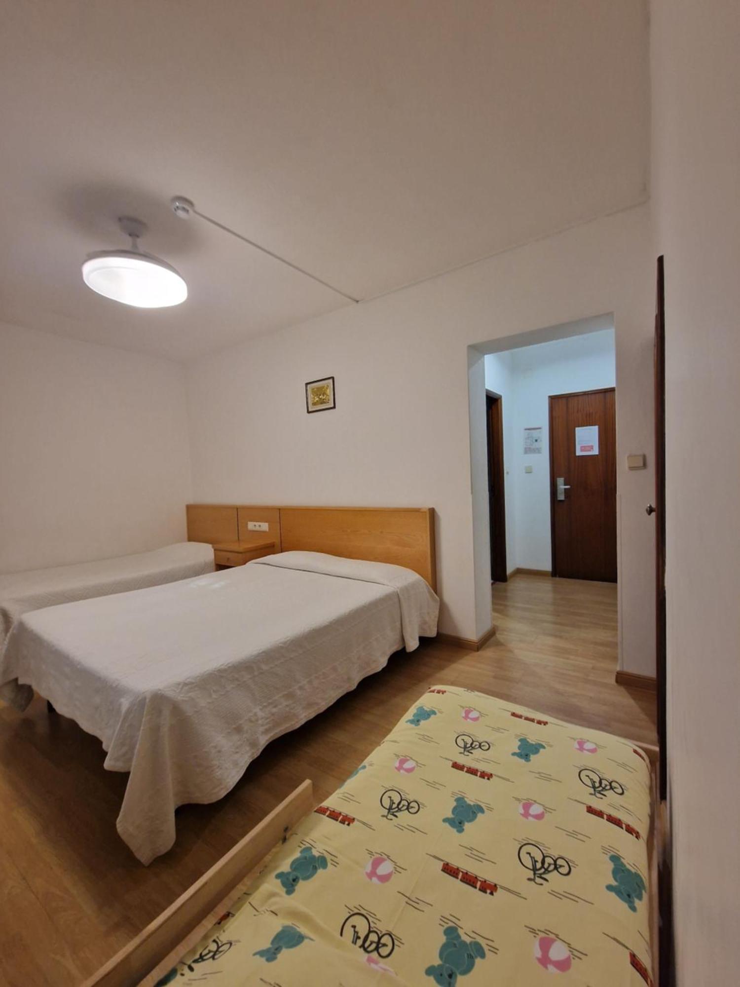 ואלנסה Hotel Padre Cruz מראה חיצוני תמונה
